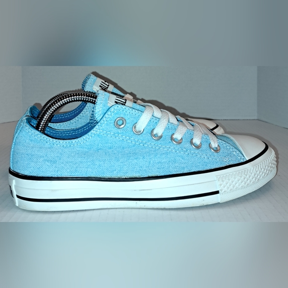 CTAS Converse All Star Blue Low Tops (136583F)  W 7 / M 5  sneakers Casual - Picture 2 of 9